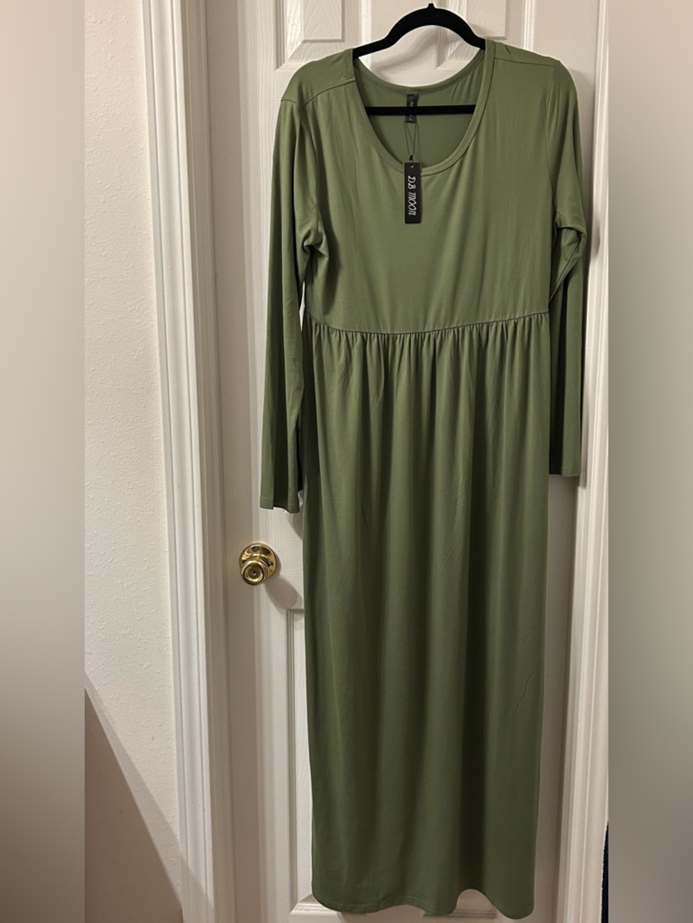 Olive Green Long Sleeve Maxi Dress